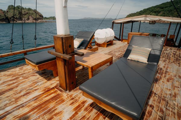 Sundeck_2